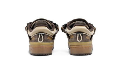 Bad Bunny X Forum Buckle Low
'The First Cafe'