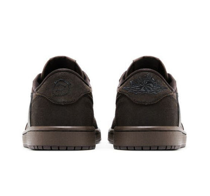 Travis Scott × Air Jordan 1 Retro
Low OG SP 'Velvet Brown'