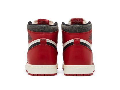 Air Jordan 1 Retro High OG
'Chicago Lost & Found'